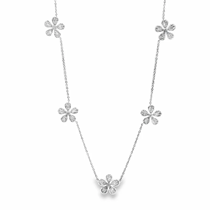 Multi-layered necklaces for women -White Flower Necklace