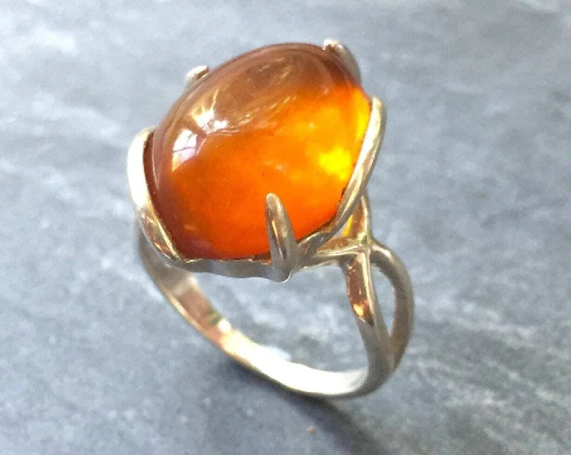 Vintage engagement rings for women -Statement Amber Ring - Natural Amber Ring - Large Vintage Silver Ring