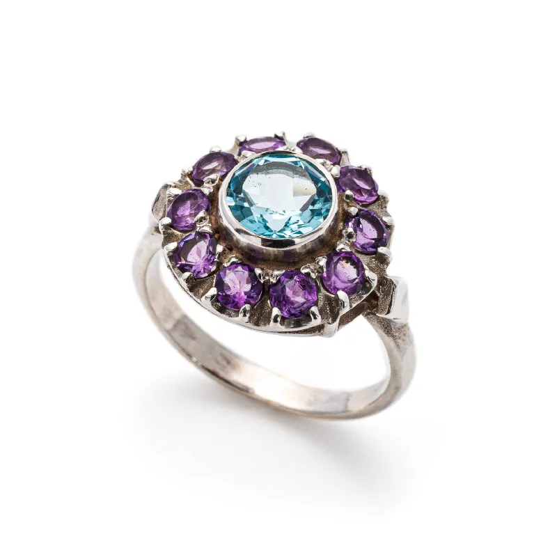 Stunning gold rings for women -Purple Victorian Ring - Amethyst Flower Ring - Vintage Topaz Ring