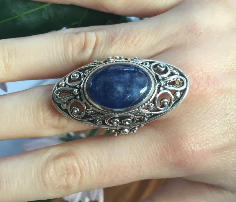 Oval rings for women -Statement Kyanite Ring - Kyanite Vintage Ring - Natural Kyanite Ring