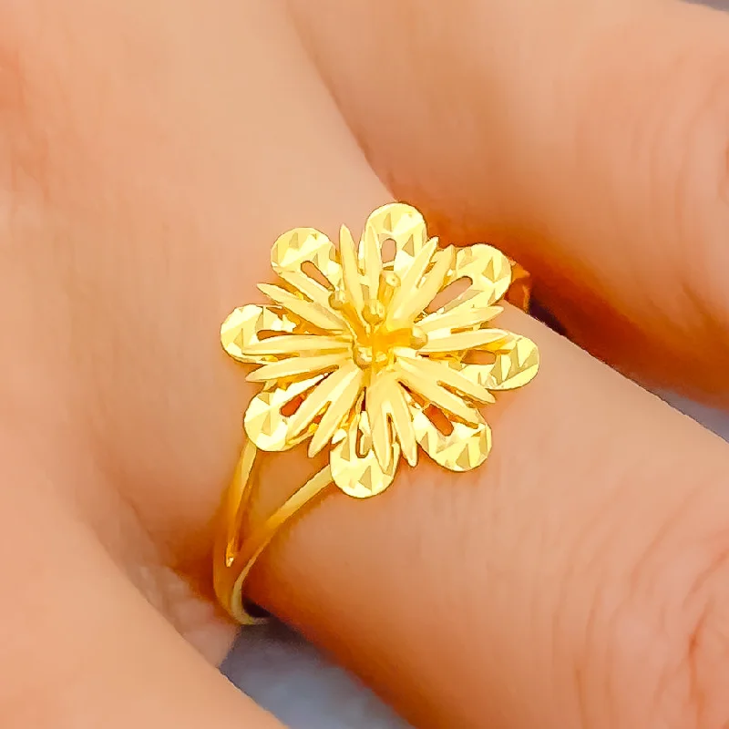 Wedding rings with diamonds for women -Dressy Daisy 22K Gold Flower Ring