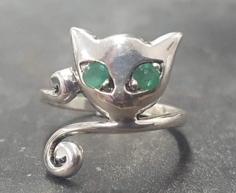 Luxury gemstone rings for women -Silver Cat Ring - Emerald Ring - Cat Lover Ring