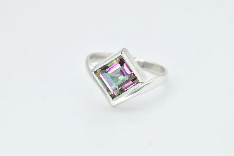 Wedding bands for women -Mystic Topaz Ring - Violet Solitaire Ring - Square Vintage Ring