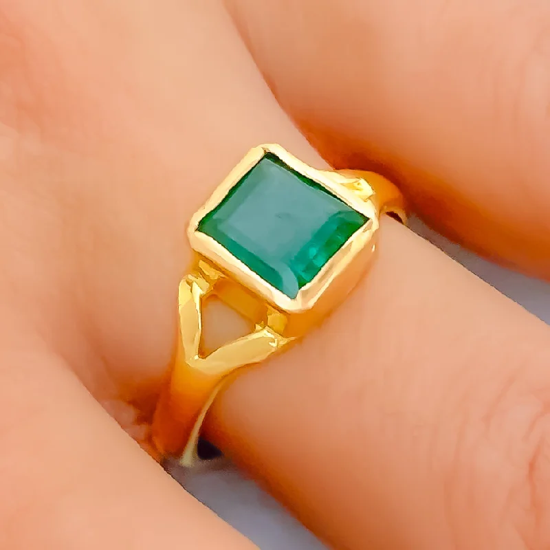 Designer wedding rings for women -Tasteful 22K Gold 2.5CT Emerald Ring