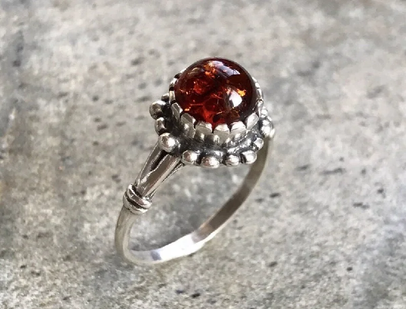 Custom-designed rings for women -Amber Silver Ring - Natural Amber Ring - Vintage Flower Ring