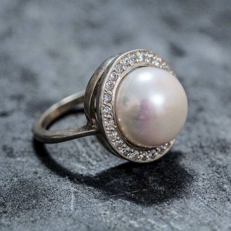 Romantic engagement rings for women -White Pearl Ring - Pearl Vintage Ring - Statement Pearl Ring