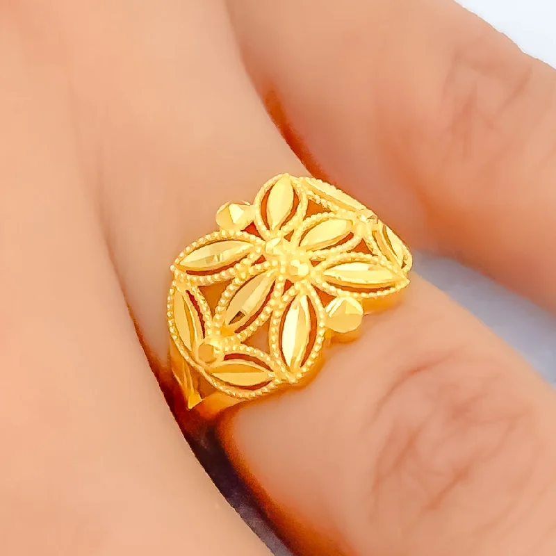 Vintage-inspired rings for women -Lovely Floral Leaf 21k Gold Ring