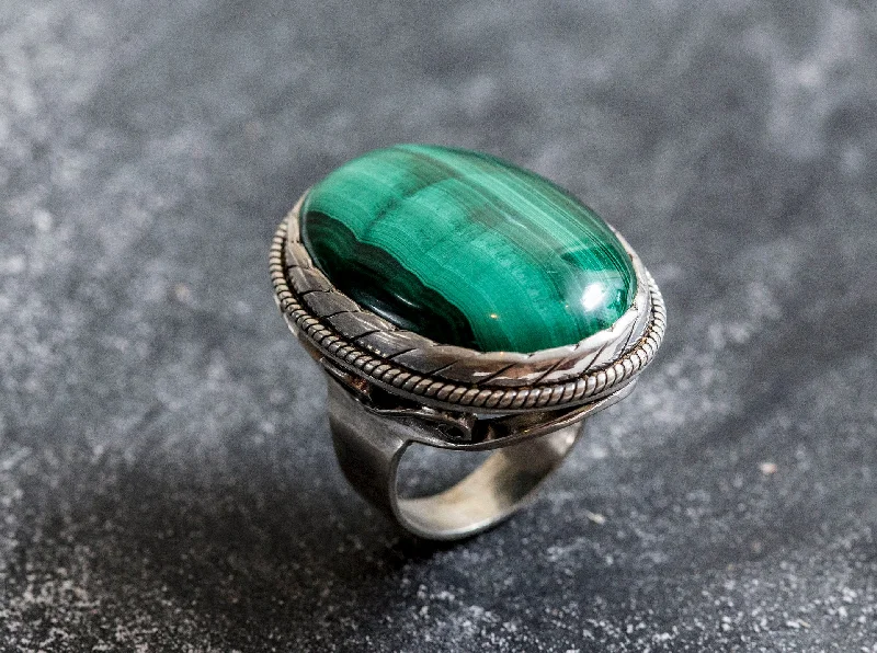 Solitaire rings for women -Malachite Ring - Green Vintage Ring - Malachite Bezel Ring