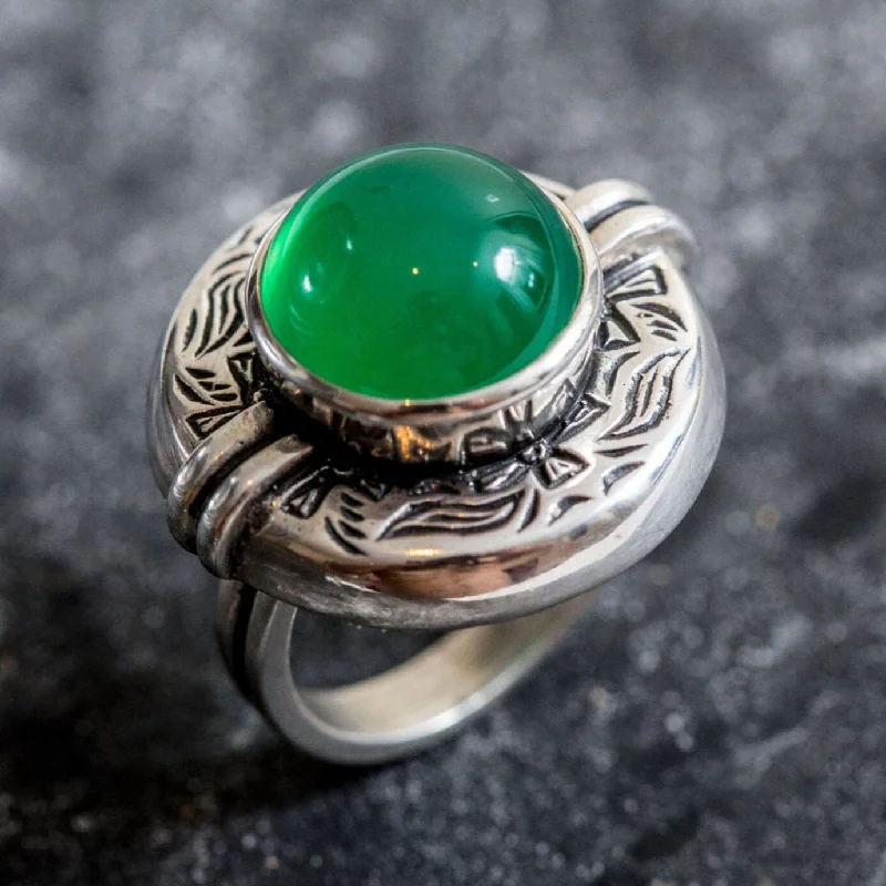 Solitaire rings for women -Large Emerald Ring - Egyptian Ring - Green Vintage Ring