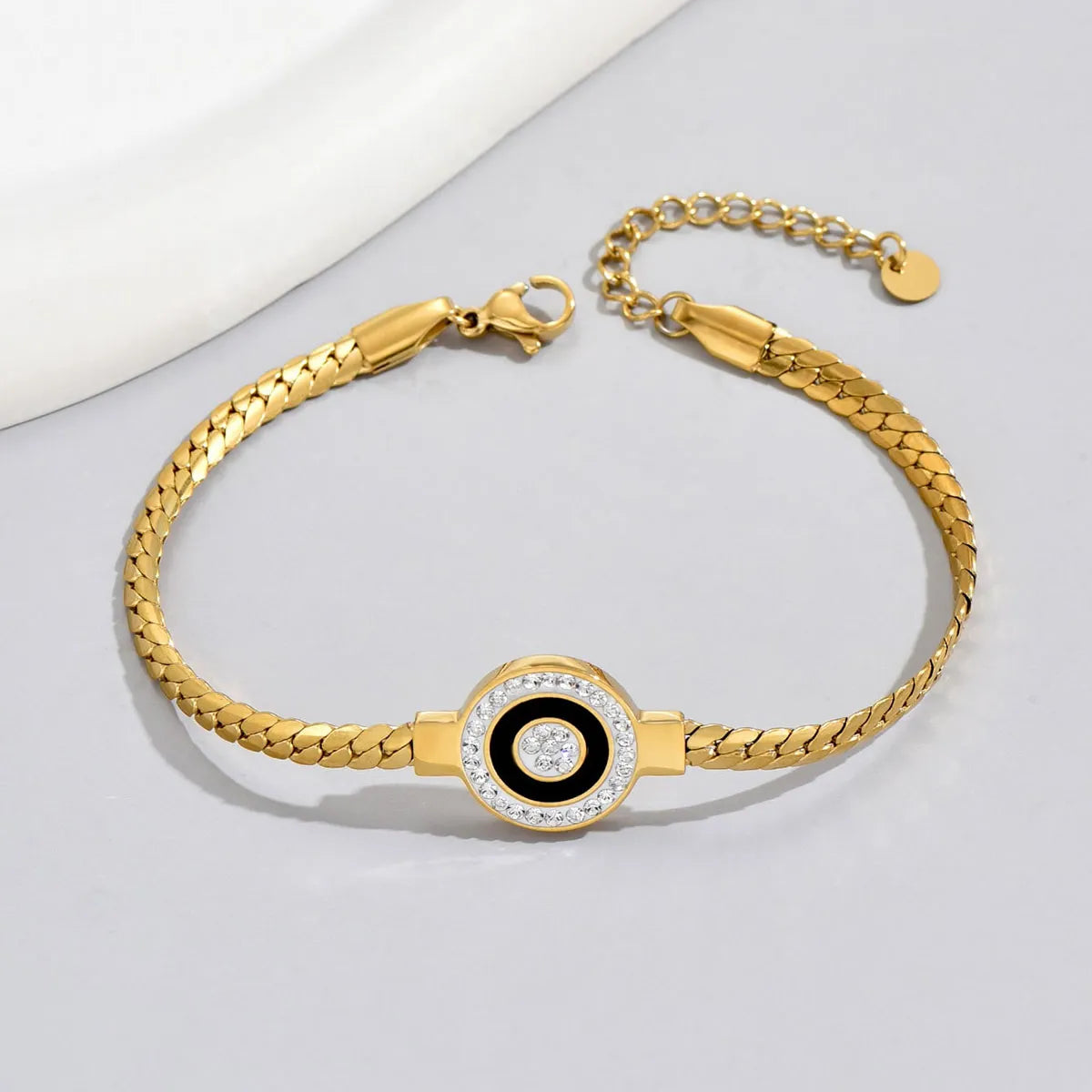 Rose gold bracelets for women -Elegant Retro Fashion Round Stainless Steel Plating Artificial Rhinestones Chain Bracelets 1 Piece