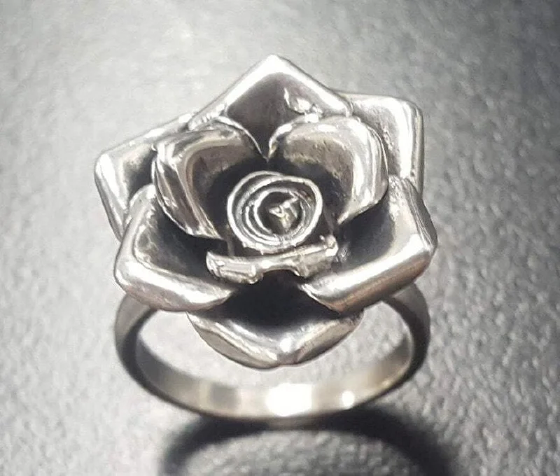 Custom couple rings for women -Large Rose Ring - Statement Flower Ring - Vintage Cocktail Ring