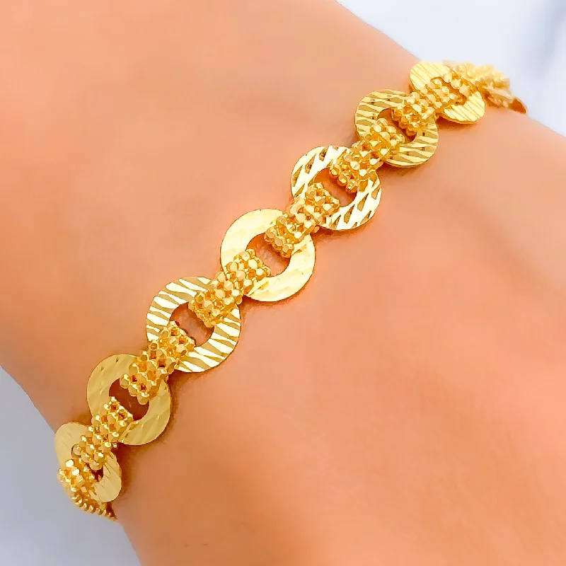 Personalized charm bracelets for women -Regal Gleaming 22K Gold Bracelet