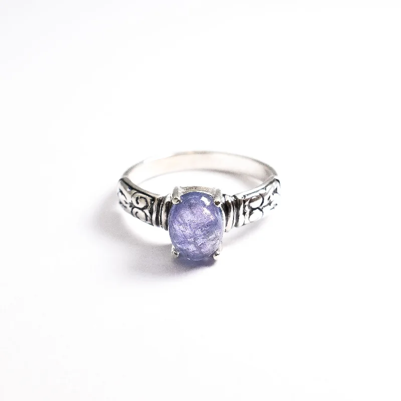 Chic rings for women -Tanzanite Ring - Oval Vintage Ring - December Birthstone Ring