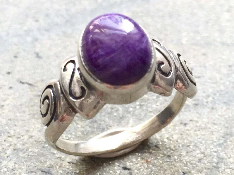 Modern rings for women -Charoite Ring - Purple Boho Ring - Charoite Bezel Ring