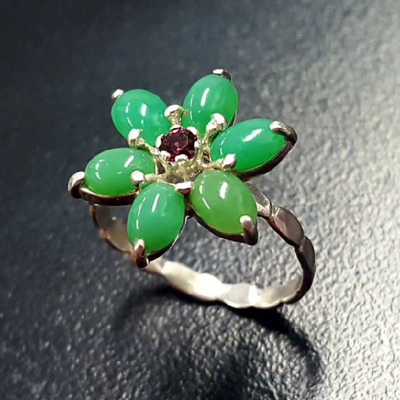 Art deco rings for women -Chrysoprase Ring - Green Daisy Ring - Vintage Flower Ring