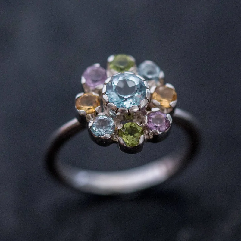 Solitaire rings for women -Colorful Flower Ring - Blue Topaz Ring - Daisy Silver Ring