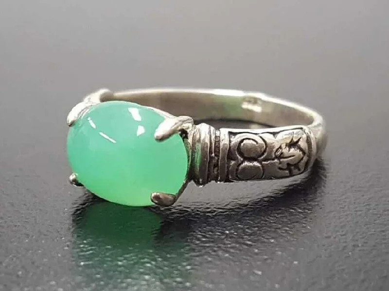 Cute silver rings for women -Chrysoprase Boho Ring - Green Solitaire Ring - Tribal Chrysoprase Ring