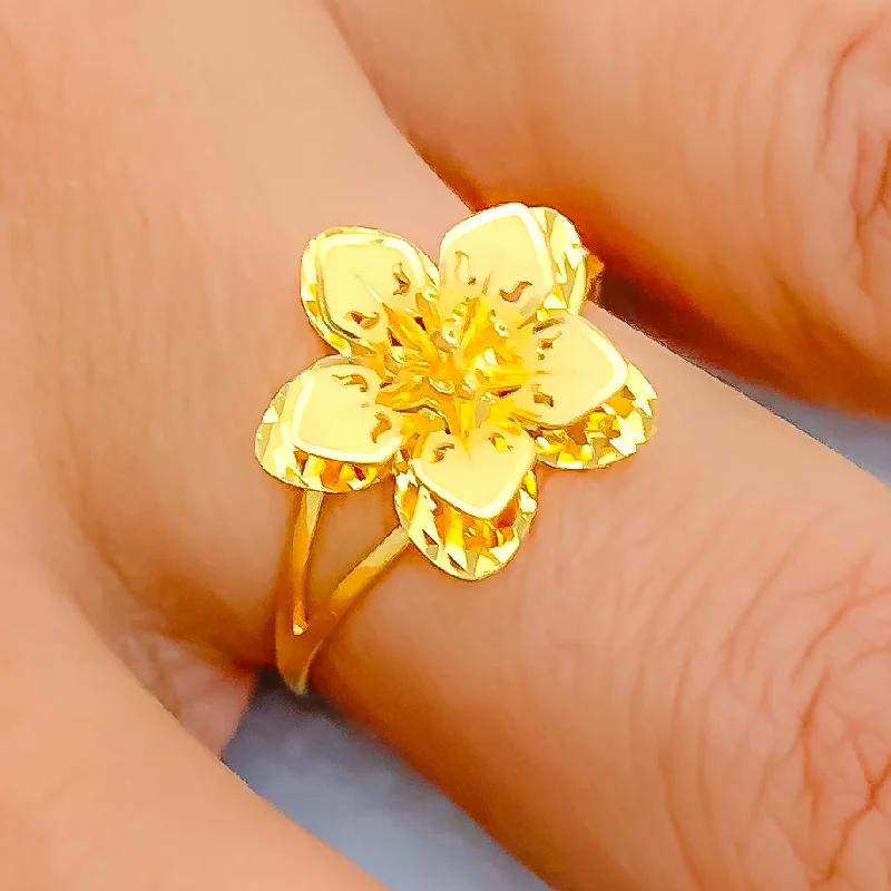 Rings with emerald for women -Majestic Radiant 22K Gold Flower Ring