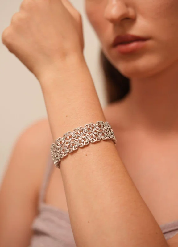 Dainty bracelets for women -Sparkling Fiona Thick Diamond Bracelet